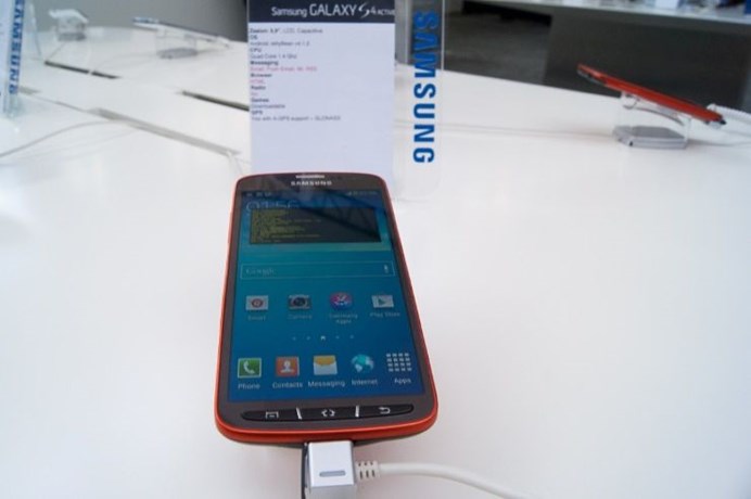 Samsung 9.5.2013 (20).jpg